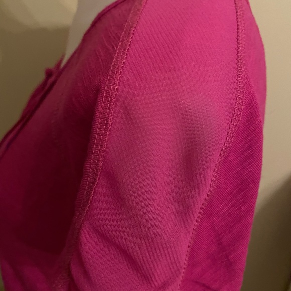 2/$24 Cable & Gauge fuchsia knit top - Picture 2 of 9
